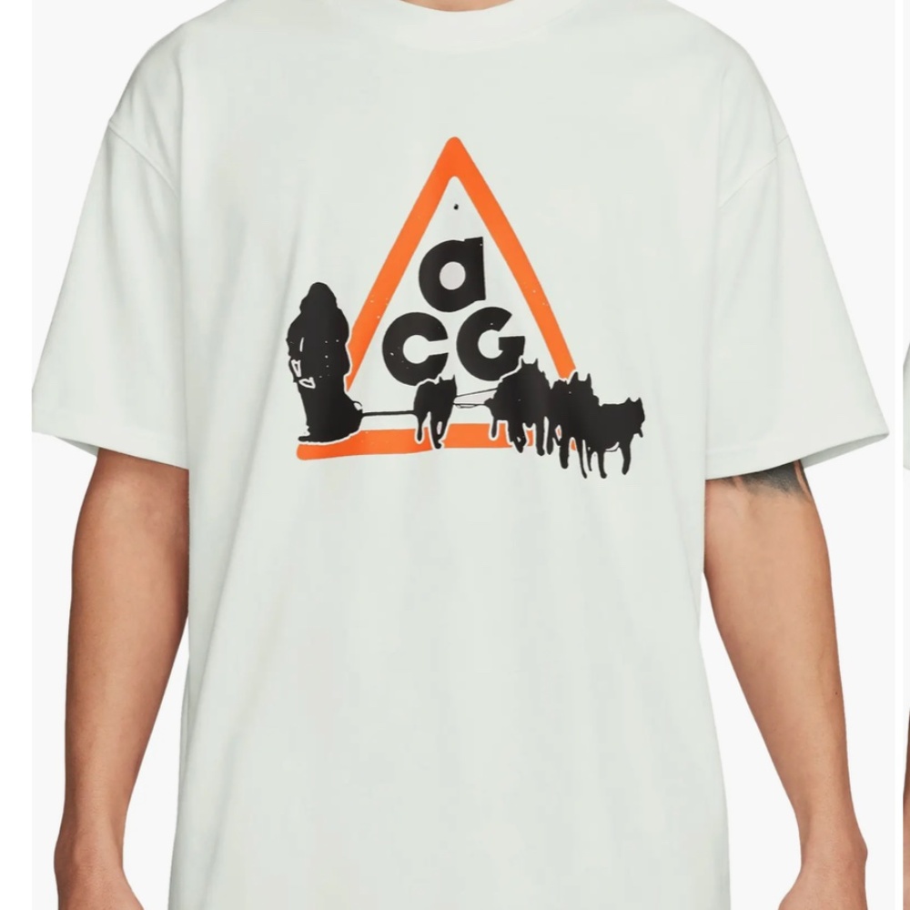 Nike Dri-Fit Oversize ACG Dog Sled t-shirt size Medium